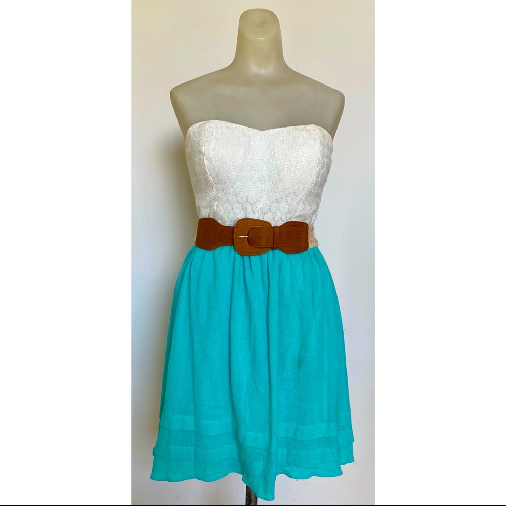 Charlotte Russe Strapless Turquoise & White Sundress with Belt Size Medium